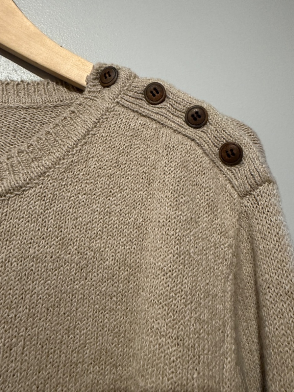 Faherty Button Shoulder Beach Crew - Picture 2 of 3